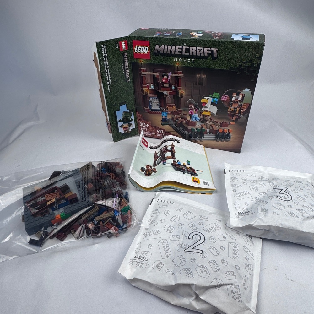 Lego Minecraft Woodland Manison Figting Ring 21272 Near Complete